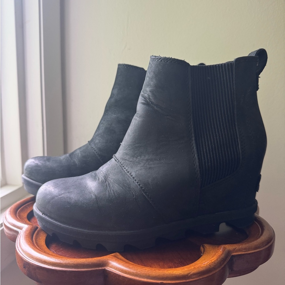 Sorel Joan Of Arc Wedge, Size 8!
